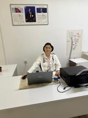 Dr.Mine Yurderikaraarslan